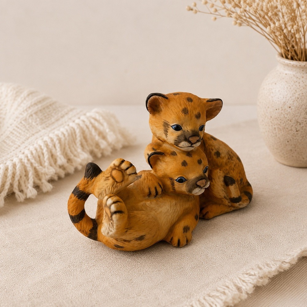 Homco Masterpiece Porcelain Curious Cougars Figurine 1993 Mizuno Wildlife Art